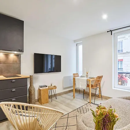 Appartamento Cozy In The Center Of 2 Bedrooms *